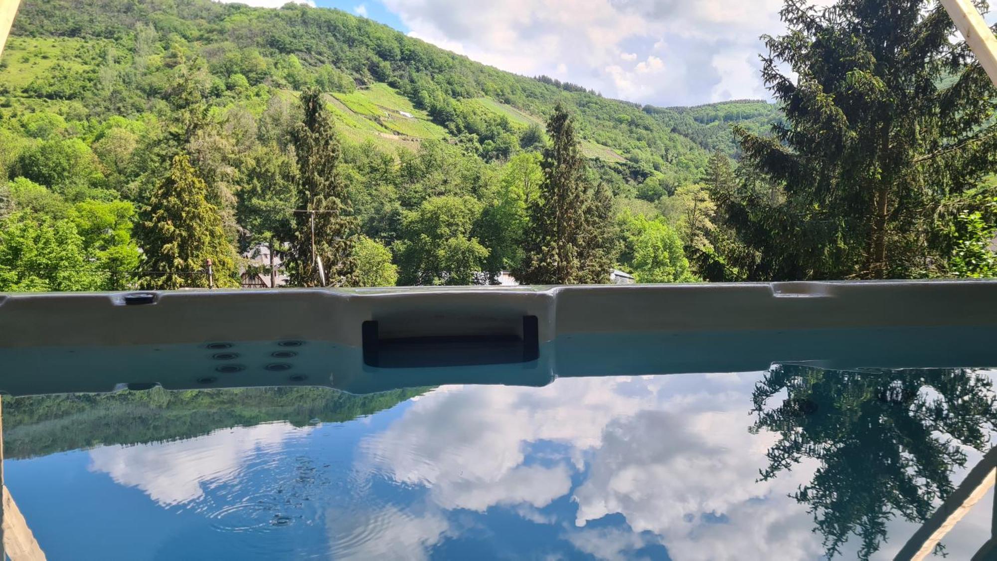 Waldhaus Zum Gechillten Hirsch In Der Natur, Bei Der Moseltherme Traben-Trarbach Oda fotoğraf